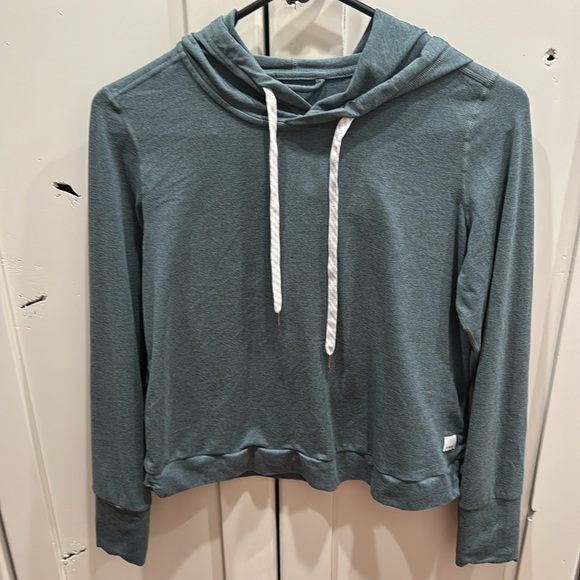Vuori Halo Essential Hoodie size small - Picture 2 of 5